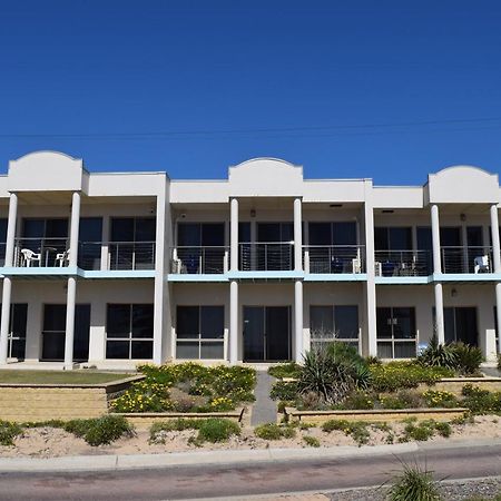 Christies Seahorse Holiday Townhouses Port Noarlunga المظهر الخارجي الصورة