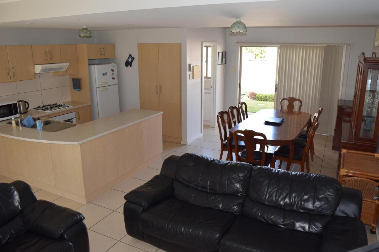 Christies Seahorse Holiday Townhouses Port Noarlunga المظهر الخارجي الصورة