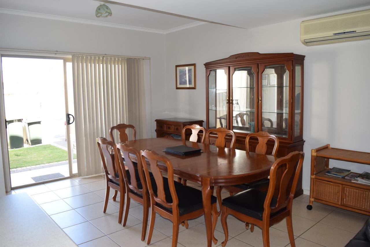 Christies Seahorse Holiday Townhouses Port Noarlunga المظهر الخارجي الصورة